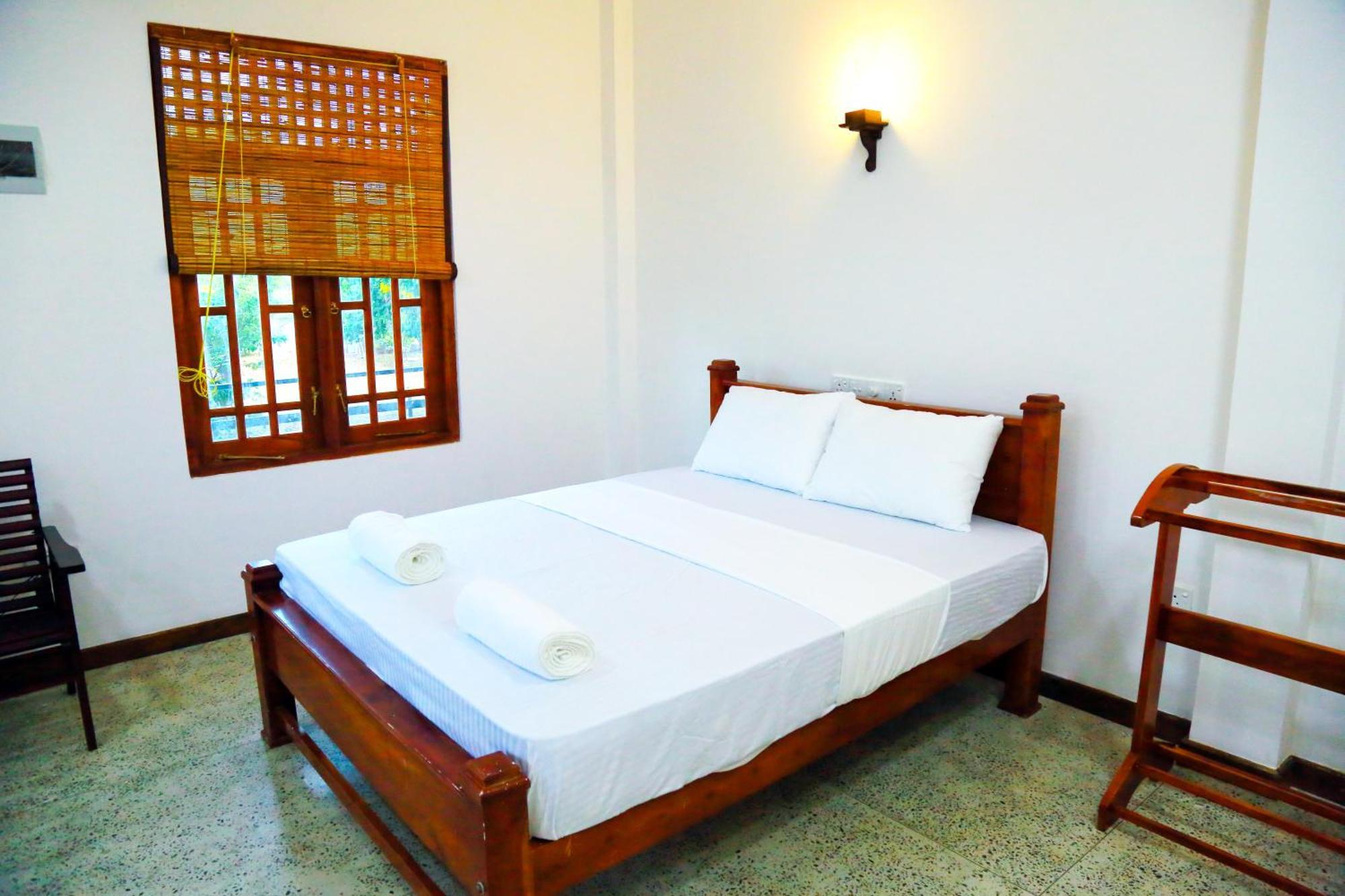 Lake Villa Resort Tissamaharama Exterior foto