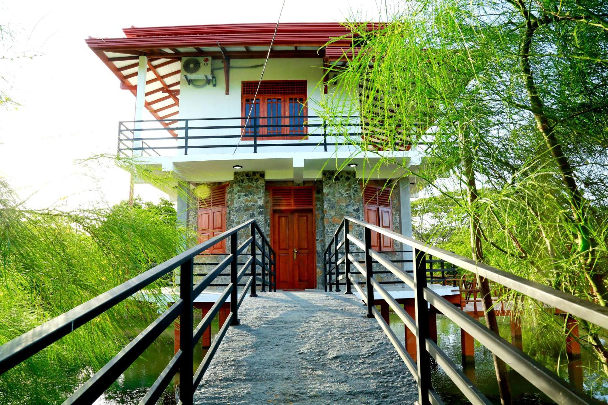 Lake Villa Resort Tissamaharama Exterior foto